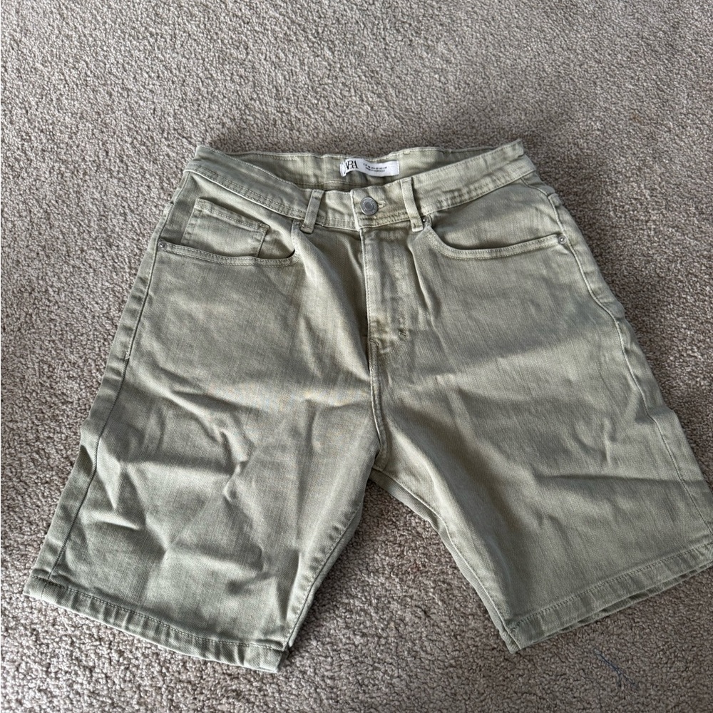 Men's Green Shorts